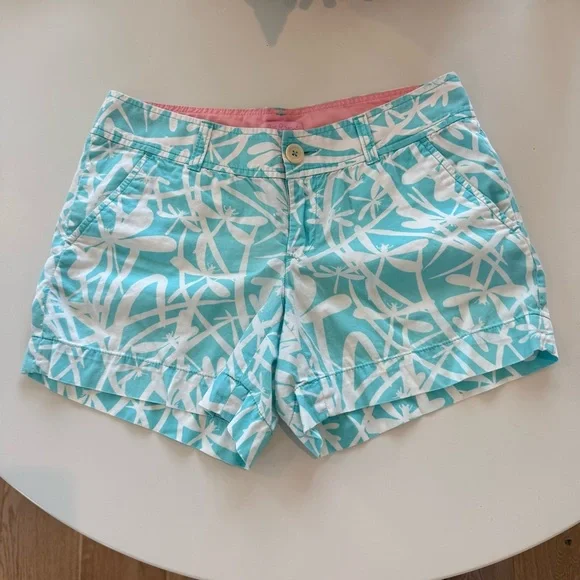 Lilly Pulitzer Light My Fire Blue Dragonfly Print Cotton Shorts Preppy Size 4 - Picture 1 of 11